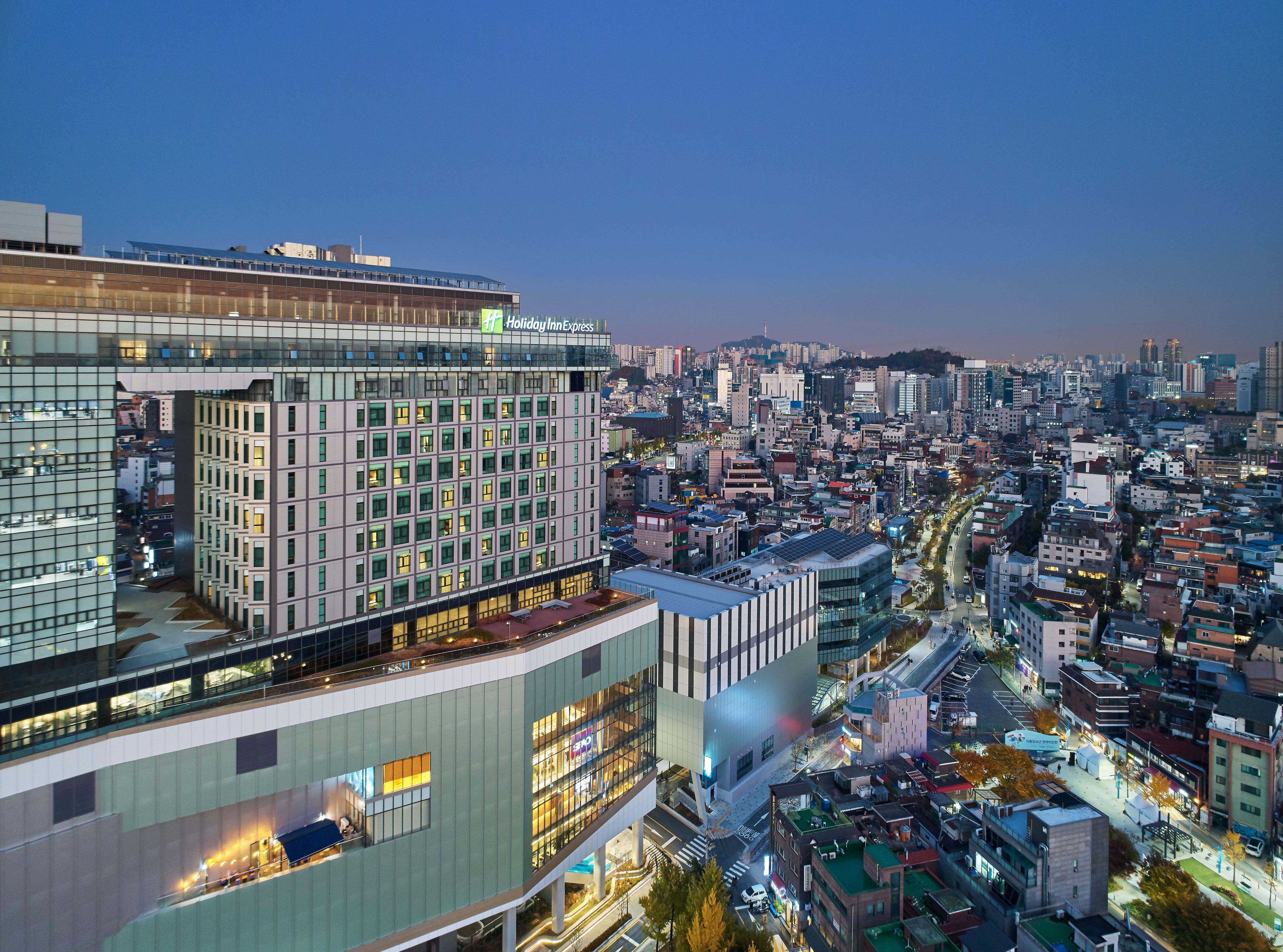 Holiday Inn Express Seoul Hongdae, An Ihg Hotel Extérieur photo